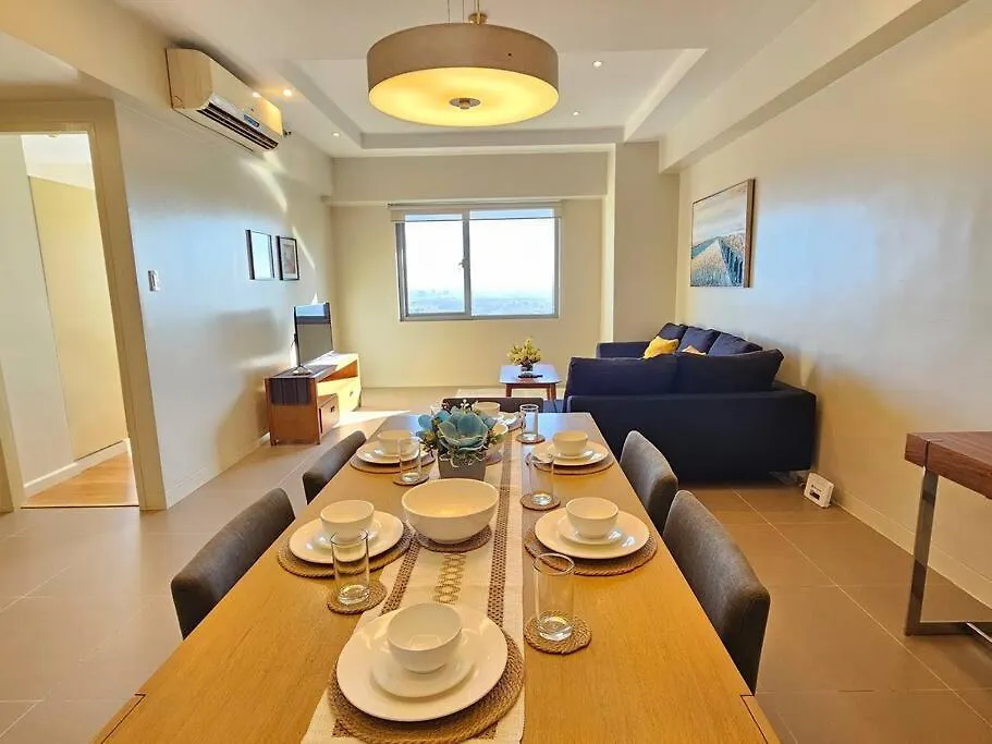 Apartment The Infinity Towers In Bgc - Simple, Elegant & Spacious 2 Bedroom Manila